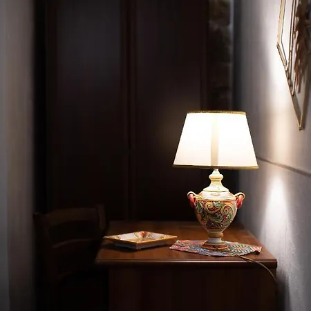 Ercole Di Cafeo Affittacamere * 라구사